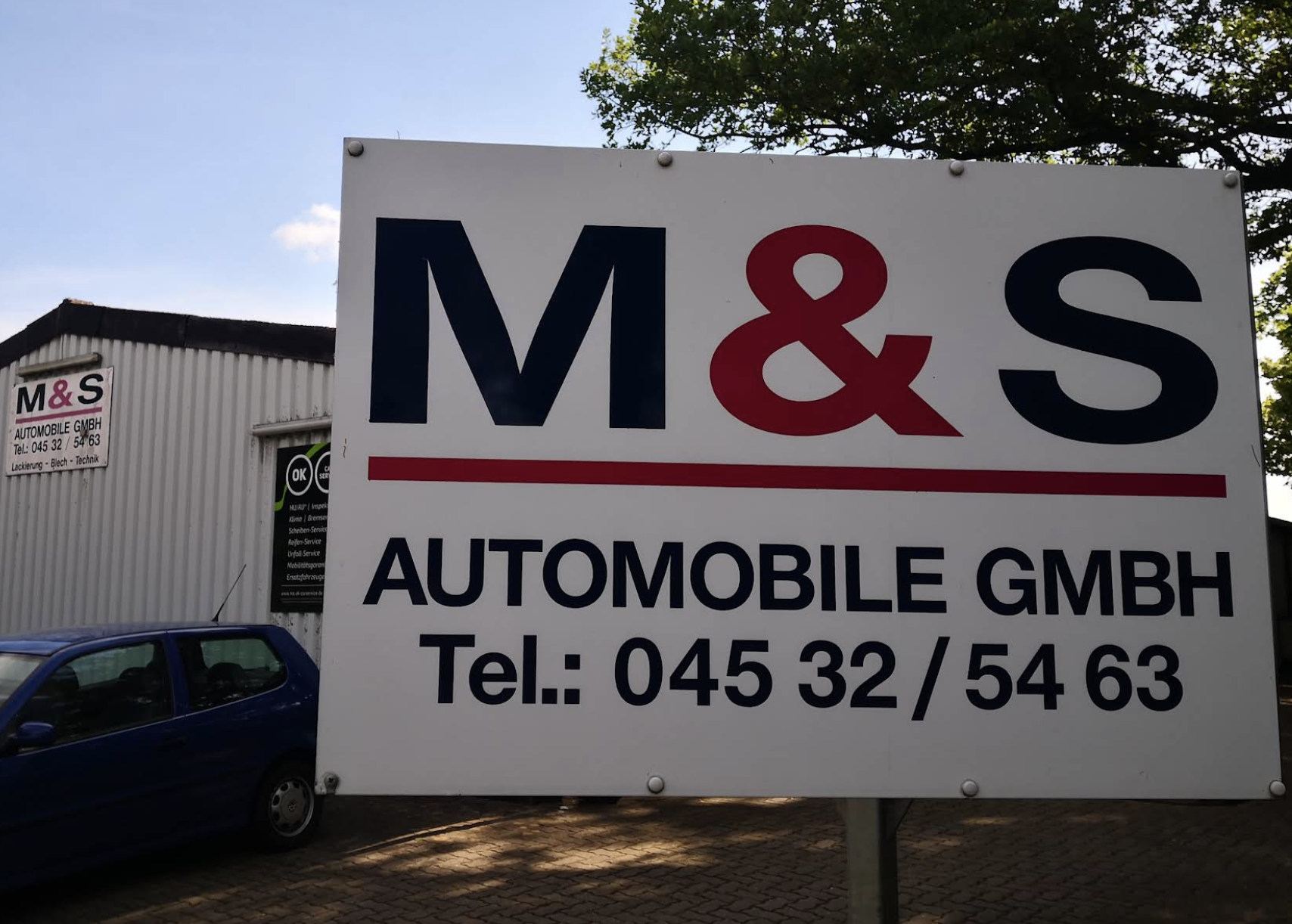 BMW 2002 in einem Tunnel